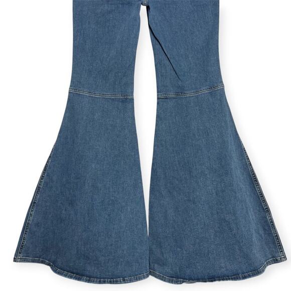 We The Free Know Me Better Flare Jeans SIZE 27 Blue Stretch Denim Side Zip Wide - Picture 10 of 14